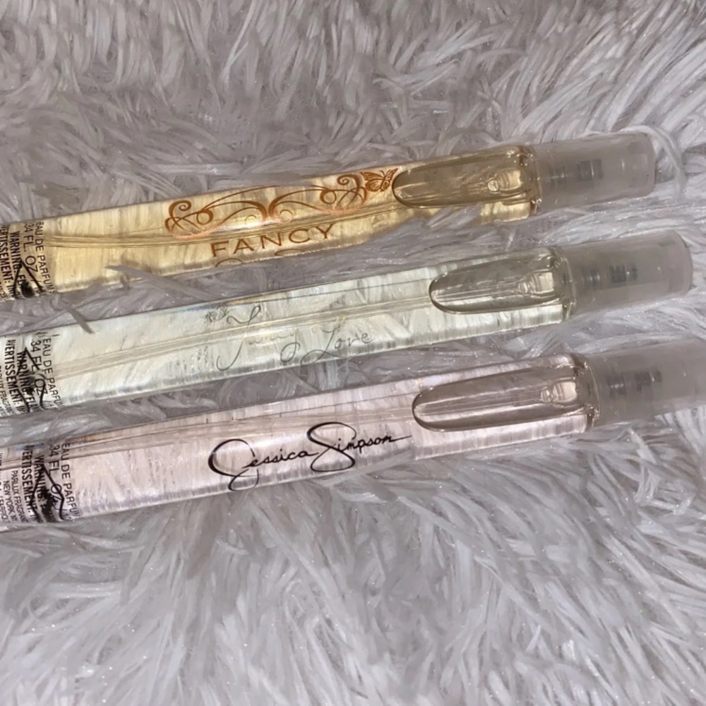 Jessica Simpson Set
